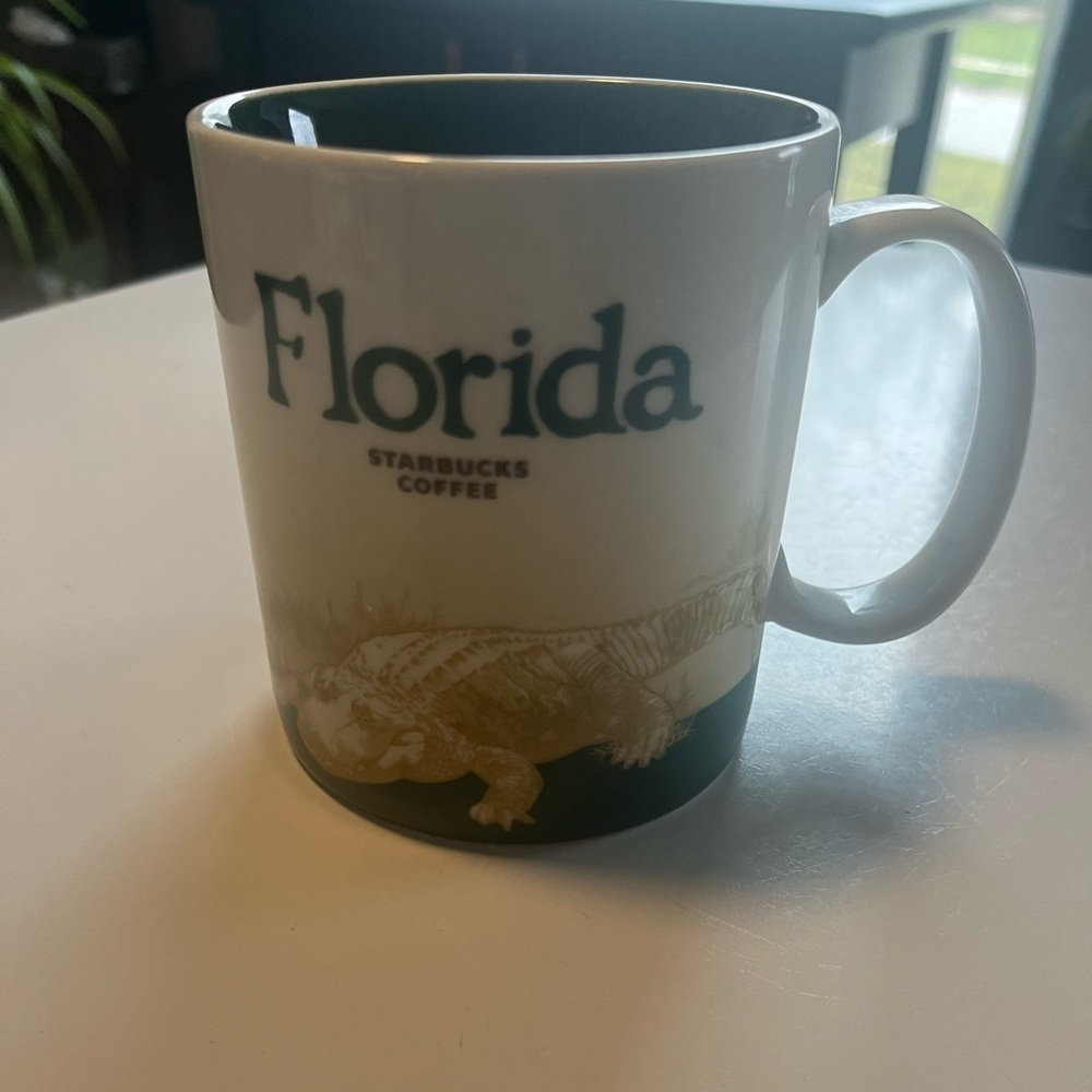 Starbucks collectors series Florida mug
